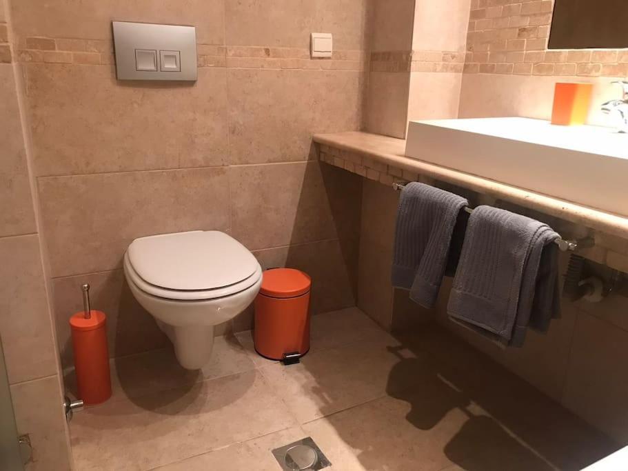 5 Min From Papageorgiou Free Indoor Parking Apartment Thessaloniki Exterior photo