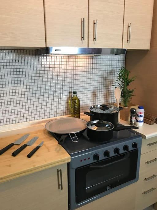 5 Min From Papageorgiou Free Indoor Parking Apartment Thessaloniki Exterior photo